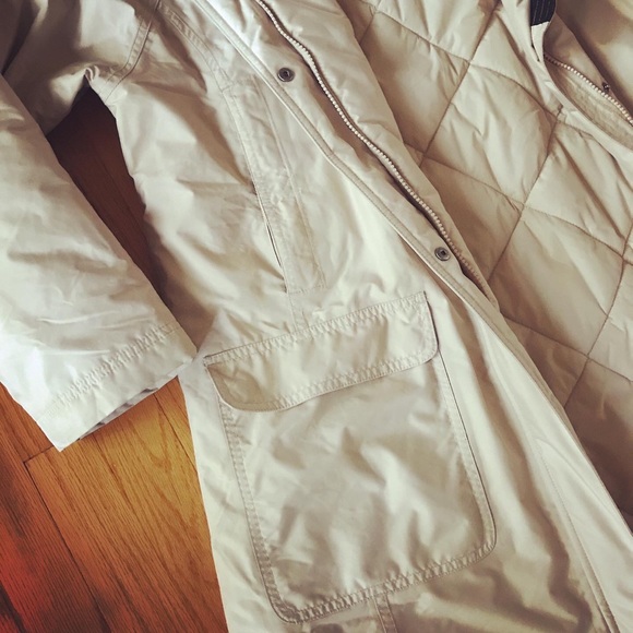 L.L. Bean Thinsulate Weather Proof Blizzard Coat - Picture 13 of 13